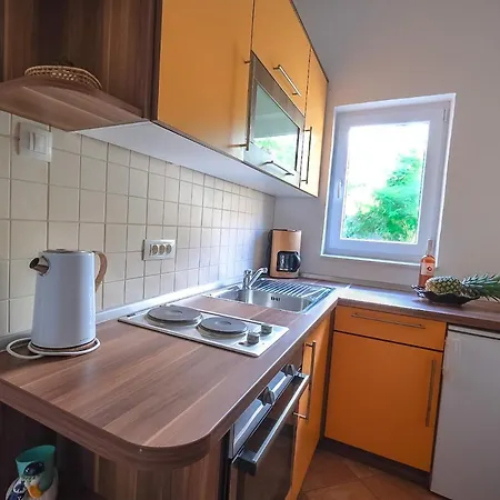 Nina Apartment *
