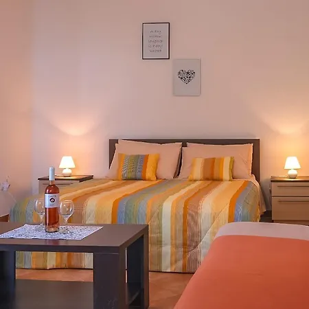 Nina Apartment *