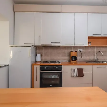 Nina Apartment